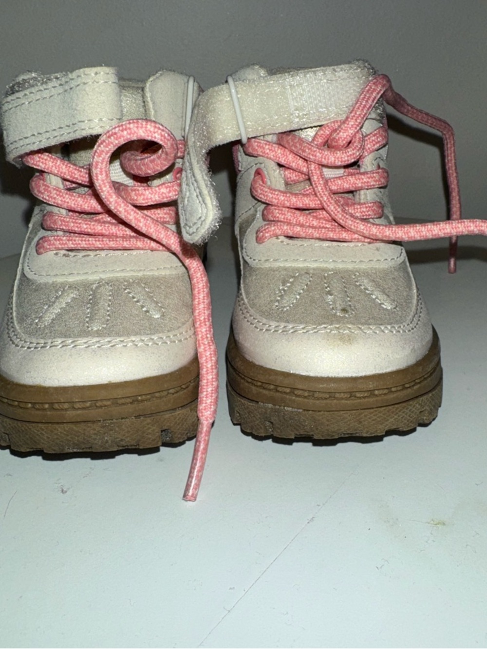 Kids Beige Suede Boots with Pink Laces